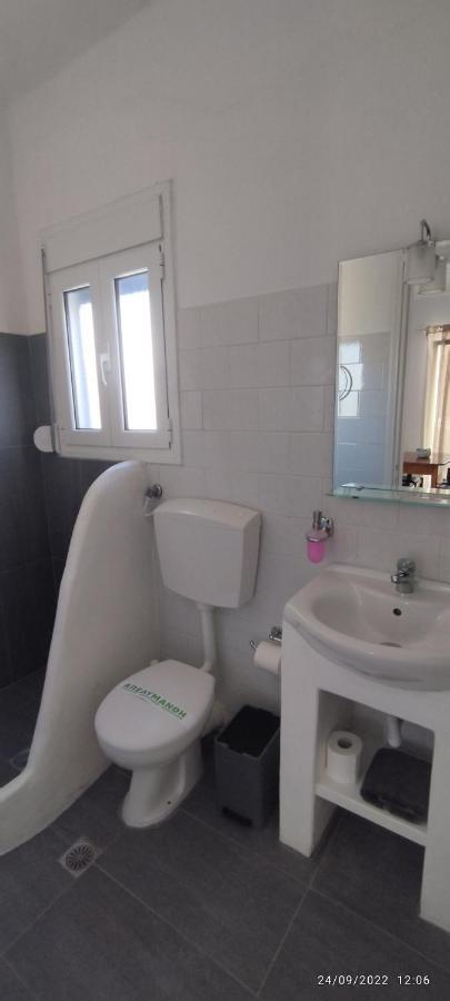 Tinos Apartments Zalonis Agios Ioannis  Pokoj fotografie
