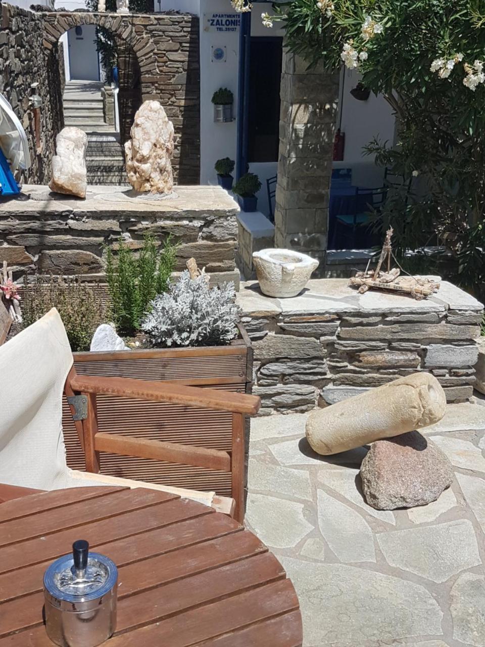 Tinos Apartments Zalonis Agios Ioannis  Exteriér fotografie